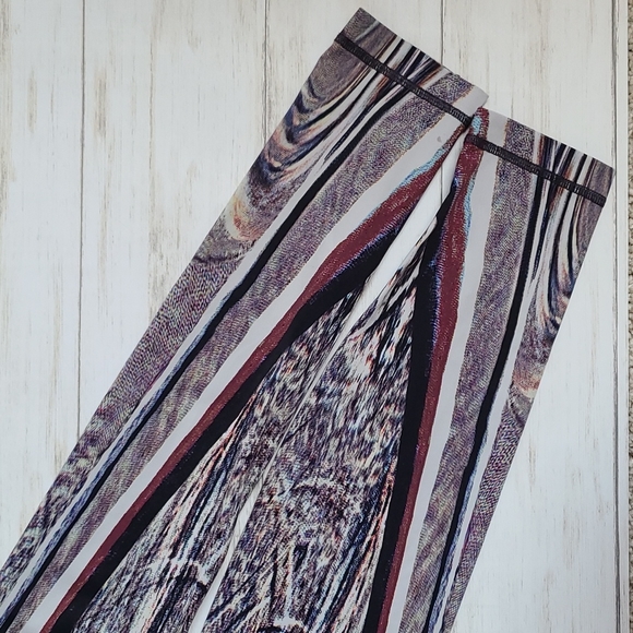 Lululemon Athletica Leggings - Picture 5 of 5